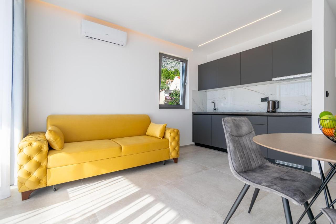 Apartmani Pino Baska Voda Exterior photo